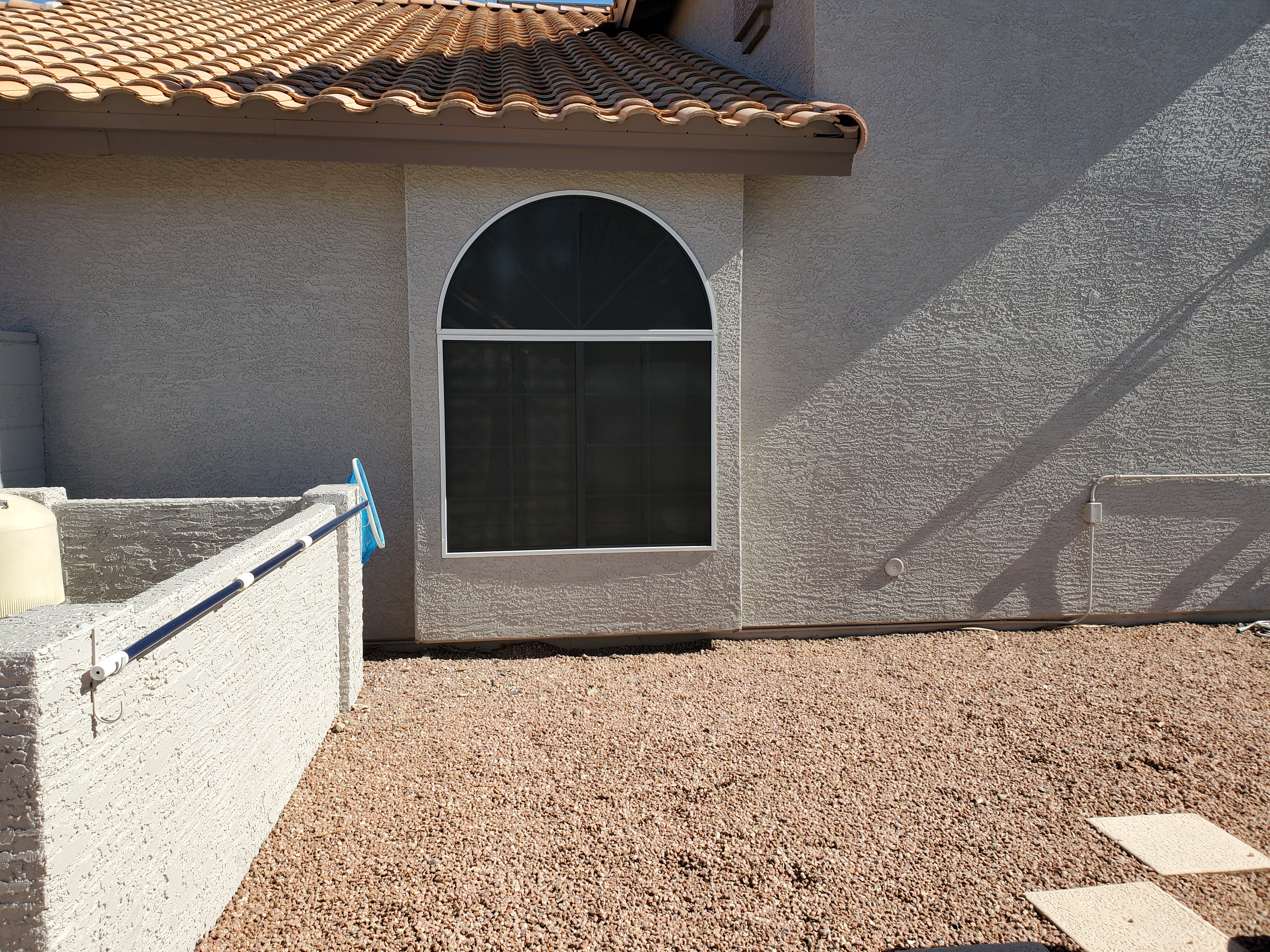 Sunscreen installation - patio coverage